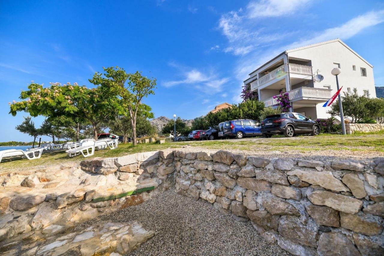 Apartments Martom Seline Esterno foto